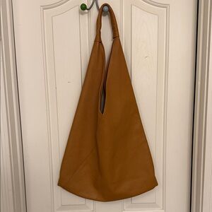 Stylish Tan Leather Tote Bag